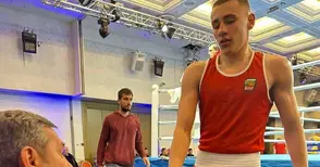 Талантът Викторио Илиев в бой за титла на балканския ринг