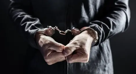 Мъж от Сливо поле откраднал 1600 лева от джоба на ризата на съгражданин Мъж от Сливо поле откраднал 1600 лева от джоба на ризата на съгражданин