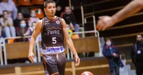 Пловдивчани се разделиха с русенския баскетболист Титков