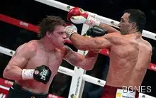 Поветкин отнесе 139 удара в главата, Кличко - 31 