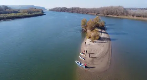 Българските Малдиви, или разходка с лодка по Дунав Българските Малдиви, или разходка с лодка по Дунав