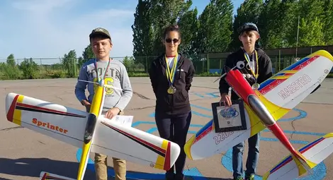 Злато и две вицетитли за моделистите на Русе в Киев