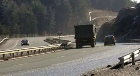 Във Велико Търново изкараха снегорините Във Велико Търново изкараха снегорините