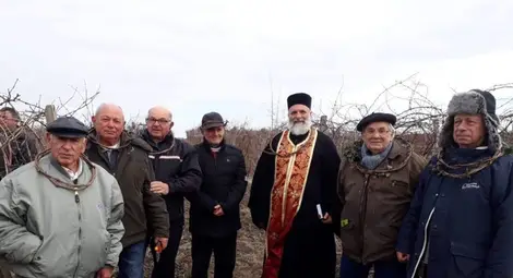 Пиргово и Кацелово обраха наградите за най-добри вина в Мечка Пиргово и Кацелово обраха наградите за най-добри вина в Мечка