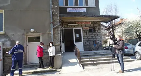 Тестването за антитела и COVID-19 в Банско започна