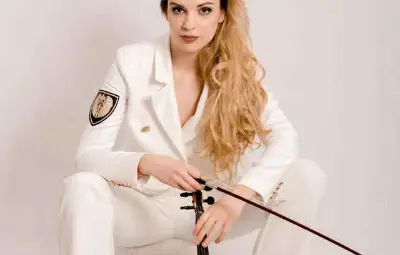 Цигуларката Зорница Иларионова преди концерта си в Русе:&nbsp;  Музиката отваря енергиен поток, който е изключително мощен, когато човек прави нещо с цялото си присъствие и сърце