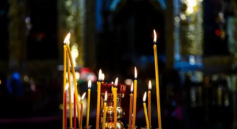 Църквата почита Св. първомъченица и равноапостолна Текла Църквата почита Св. първомъченица и равноапостолна Текла