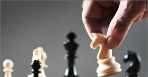 Библиотеката отваря врати за възрастни шахмайстори