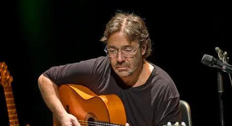 Поредна небрежност на организаторите все пак провали концерта на Ал Ди Меола в Русе