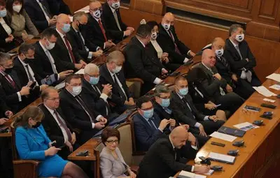 Окончателно: зеленият сертификат няма да е задължителен за депутатите Окончателно: зеленият сертификат няма да е задължителен за депутатите