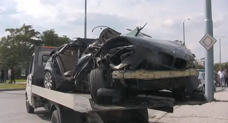 Три 16-годишни момчета загинаха в катастрофа в Пловдив, едно е ранено /подробности/ Три 16-годишни момчета загинаха в катастрофа в Пловдив, едно е ранено /подробности/