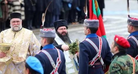 Осветиха бойните знамена на Богоявление Осветиха бойните знамена на Богоявление