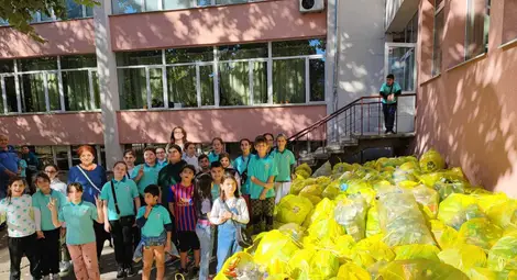 Почти 4 тона рециклируеми отпадъци събраха екошампионите в община Русе