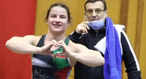 Потушават скандала в борбата с ново преборване между Дудова и Юсеин