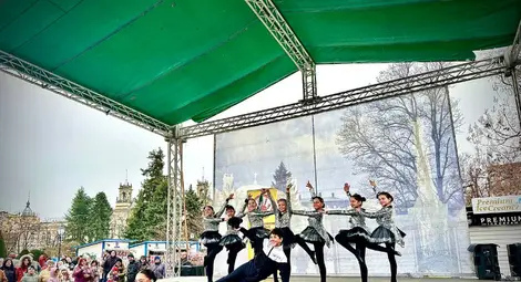 Стотици русенци пяха заедно с Братя Аргирови по време на концерта &bdquo;Не на насилието, да на доброто!&ldquo;