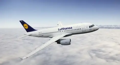 Два пътнически самолета кацнаха аварийно в Германия