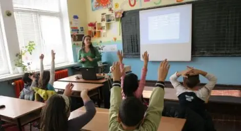 Учителите по литература &ndash; най-работливи