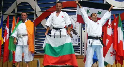 Титли за Ружинов от голям форум по шотокан карате