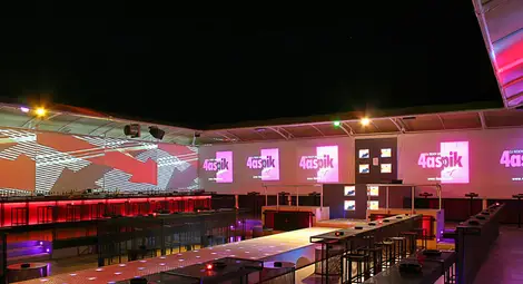 Русенец зареждал с дрога известна чалготека във Варна