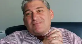 Потомствен цесекар гради баскетзала в Пиргово