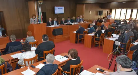 Законови промени слагат край на  бизнеса на съветници с общината