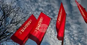 Великобритания удължи до 13 август лиценза за българските дъщерни дружества на "Лукойл"