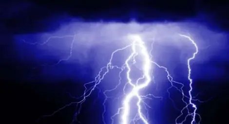 Светкавица удари 39 души