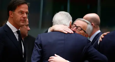 Лидерите от ЕС подписаха сделката за Брекзит Лидерите от ЕС подписаха сделката за Брекзит