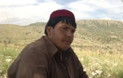 Тийнейджьр спаси 2000 от атентатор-самоубиец