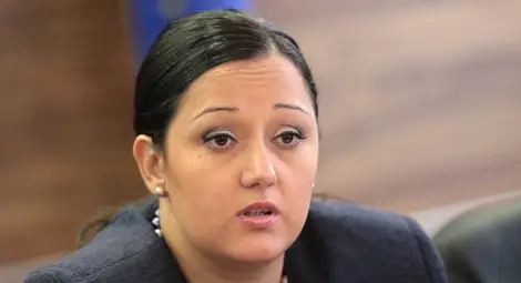 Павлова: Тази година завършваме около 140 км магистрали и над 340 км пътища