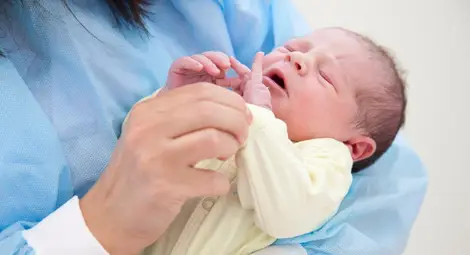 Александър и Никол са най-предпочитаните  имена за бебета в областта през 2015-а