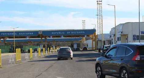 Георги Георгиев на ГКПП „Дунав мост“: Отпадането на граничните проверки не е за сметка намаляване нивото на сигурността Георги Георгиев на ГКПП „Дунав мост“: Отпадането на граничните проверки не е за сметка намаляване нивото на сигурността