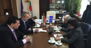 Стефко Бурджиев иска помощ за почистване на речните корита