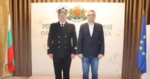 Областният управител Орлин Пенков се срещна с началника на Висшето военноморско училище флотилен адмирал проф. д-р Калин Калинов