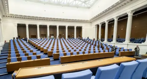 Как се разпределят мандатите в новия парламент? (Екзитпол към 19.00 часа)