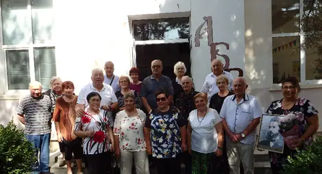 Повече от 1000 самодейци се изявяват на &bdquo;Ценово пее и танцува&ldquo; /галерия/