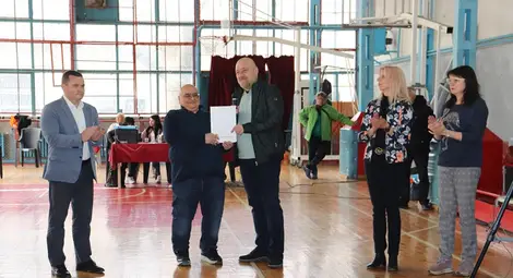 Олимпийската шампионка по бокс Стойка Кръстева сред гостите на XII-ия турнир по вдигане на тежести Купа &bdquo;Русе&ldquo;