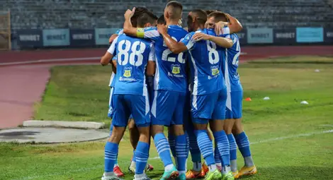 Трудна победа на лидера във Втора лига Дунав (Русе), Етър спечели дербито с Локомотив (ГО)