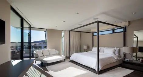 Няма желаещи да купят къщата на Мъск в Лос Анджелис