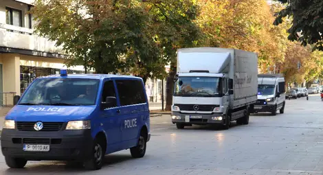 Близо 400 000 бюлетини пристигат в Русе за предстоящия вот 2 в 1