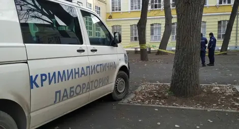 Ученик се е самоубил в Английската гимназия в Русе Ученик се е самоубил в Английската гимназия в Русе