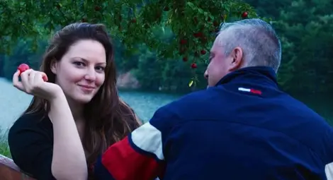 Танцьорката на пилон се изстреляла с "ракетата" на Божидар Лукарски