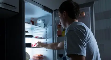 Учени откриха причината за нощния глад Учени откриха причината за нощния глад