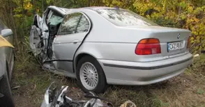 Двама души загинаха на място на кървавия завой до 9-ти километър