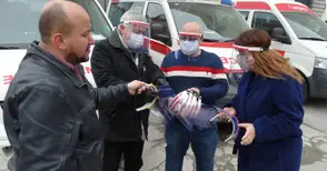 50 предпазни шлема и други подаръци  получи „Медика“ на рождения си ден