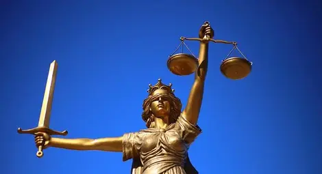 Разследващ полицай отива в прокурорските редици