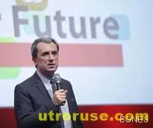  Орешарски в послание до Бузлуджа: Няма да съм премиерът, който отнема права и свободи 