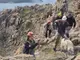 Акция по спасяването на пропаднали в пропаст овце провеждат доброволци край кърджалийското село Широко поле
