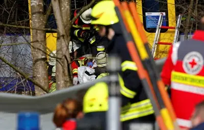 9 станаха жертвите от влаковата катастрофа в Германия, 50 много тежко ранени