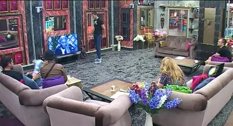 Неочакван обрат в отношенията между Деси и Зарко